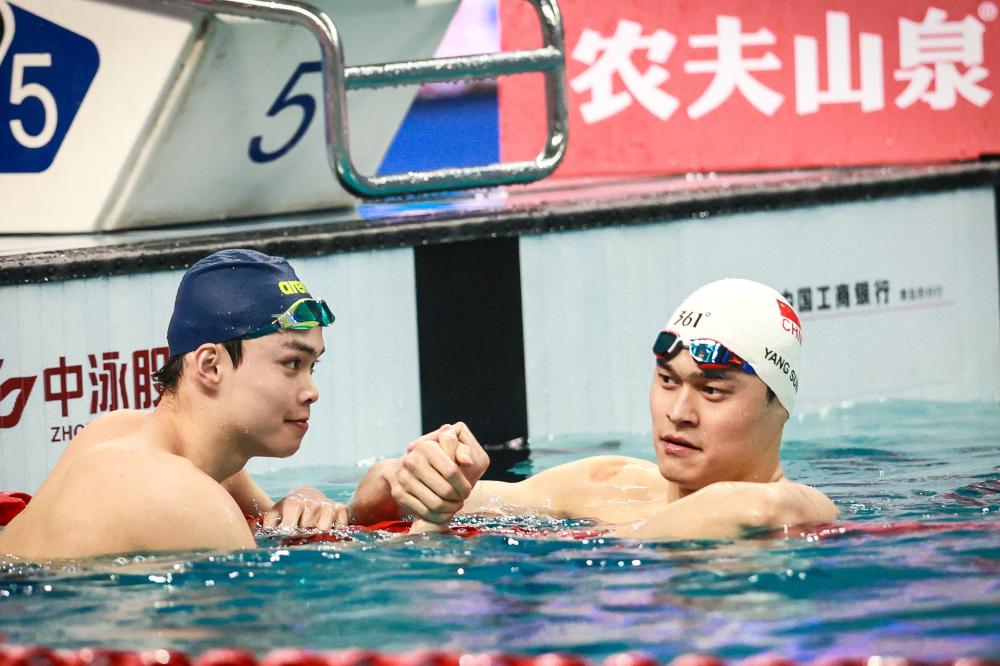 乱套，日本女排进世锦赛决赛！3-0欧洲劲旅，中国女排赢下排名赛